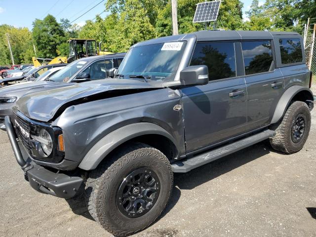  Salvage Ford Bronco