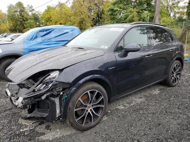  Salvage Porsche Cayenne