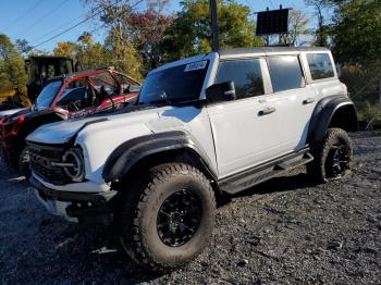  Salvage Ford Bronco