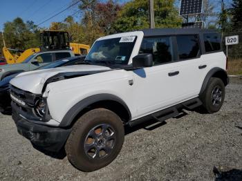  Salvage Ford Bronco