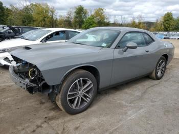  Salvage Dodge Challenger