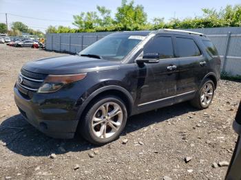  Salvage Ford Explorer