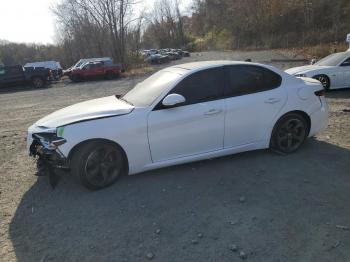  Salvage Alfa Romeo Giulia