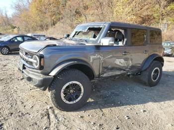  Salvage Ford Bronco