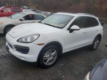  Salvage Porsche Cayenne