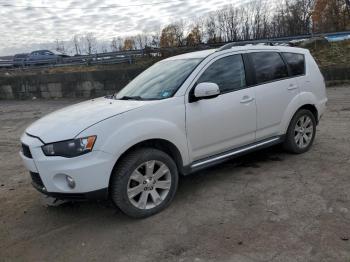  Salvage Mitsubishi Outlander