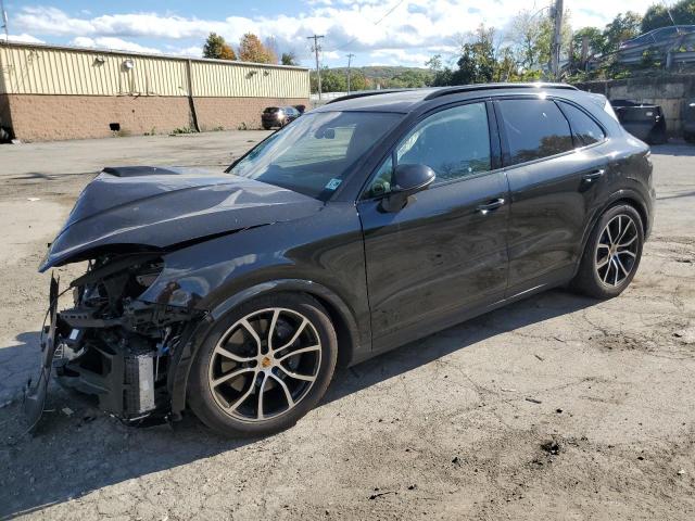  Salvage Porsche Cayenne