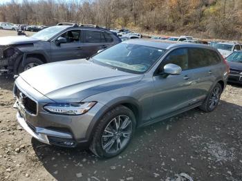  Salvage Volvo V90