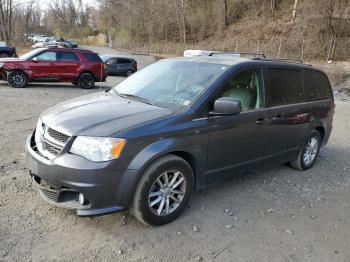  Salvage Dodge Caravan