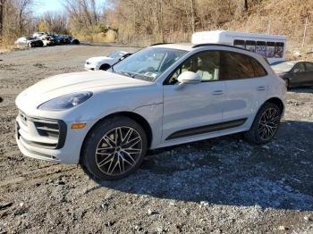  Salvage Porsche Macan Base