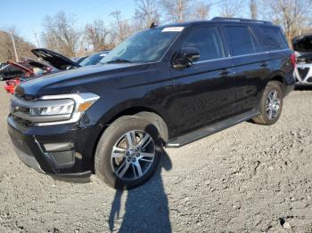  Salvage Ford Expedition