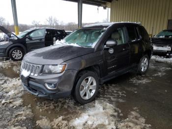  Salvage Jeep Compass