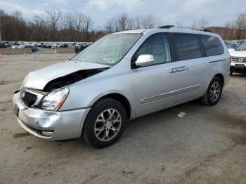  Salvage Kia Sedona