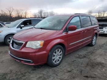  Salvage Chrysler Minivan