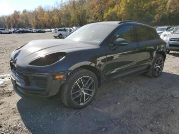  Salvage Porsche Macan Base