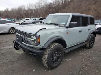  Salvage Ford Bronco