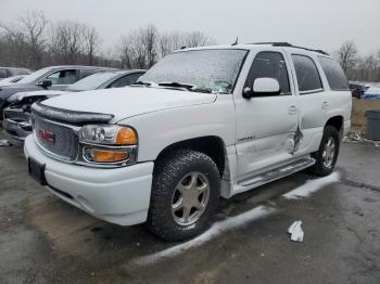  Salvage GMC Yukon