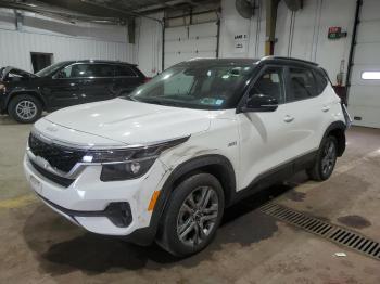  Salvage Kia Seltos