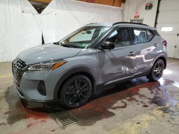  Salvage Nissan Kicks