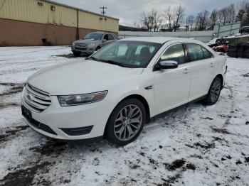  Salvage Ford Taurus