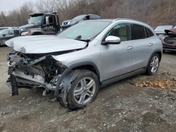  Salvage Mercedes-Benz GLA