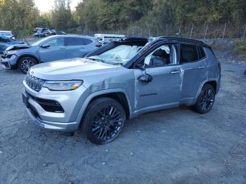  Salvage Jeep Compass