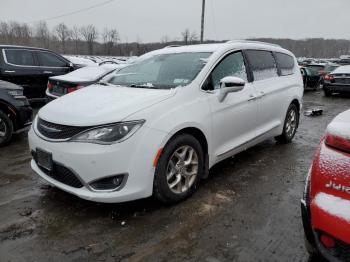  Salvage Chrysler Pacifica