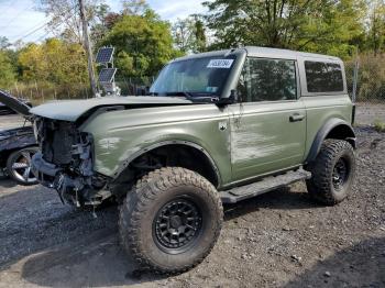  Salvage Ford Bronco