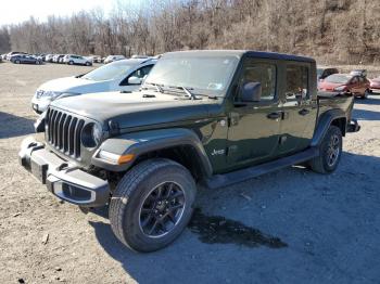  Salvage Jeep Gladiator