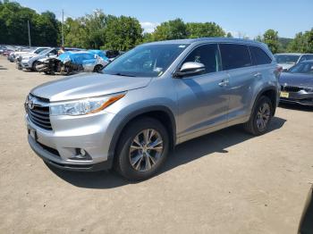  Salvage Toyota Highlander