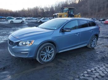  Salvage Volvo V60