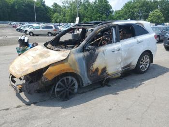  Salvage Kia Sorento