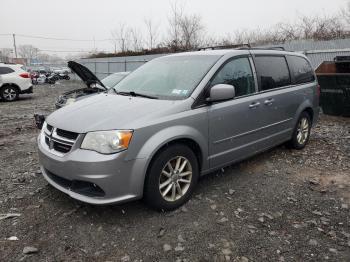  Salvage Dodge Caravan