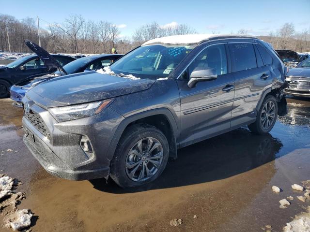  Salvage Toyota RAV4