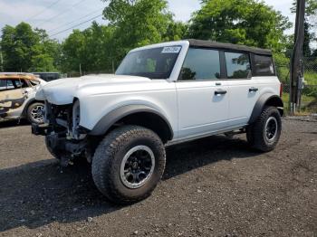  Salvage Ford Bronco