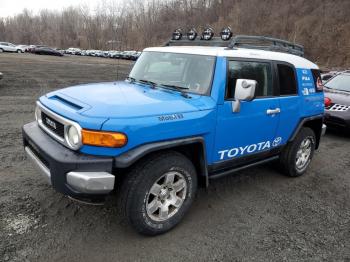  Salvage Toyota FJ Cruiser