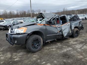  Salvage Nissan Titan