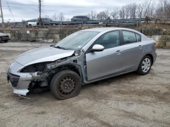  Salvage Mazda 3