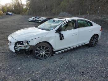  Salvage Volvo S60