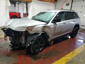  Salvage Jeep Grand Cherokee