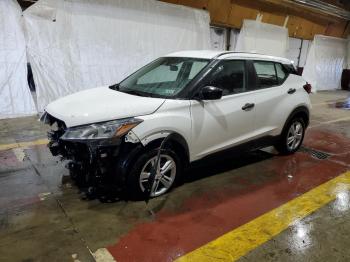  Salvage Nissan Kicks