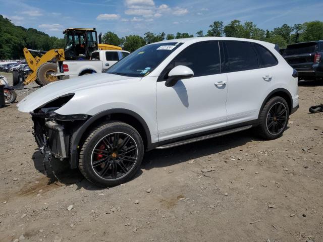  Salvage Porsche Cayenne