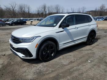  Salvage Volkswagen Tiguan