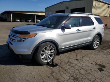  Salvage Ford Explorer