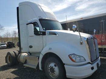  Salvage Kenworth T680