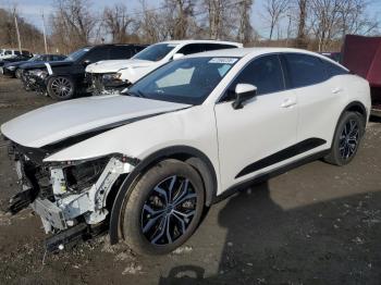  Salvage Toyota Crown Xle