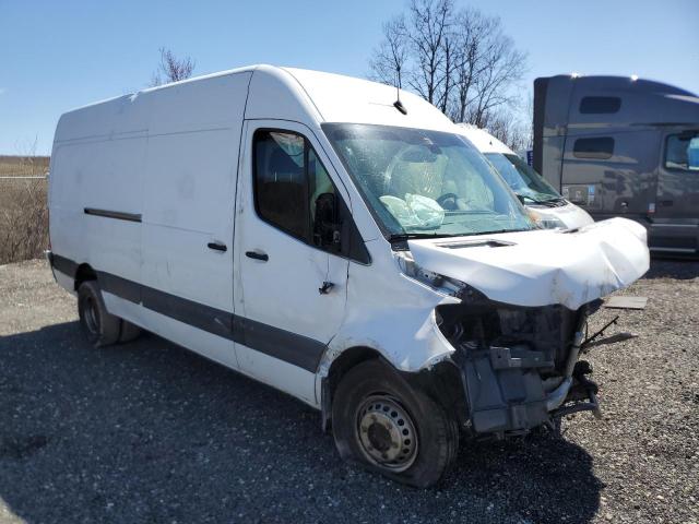  Salvage Mercedes-Benz Sprinter
