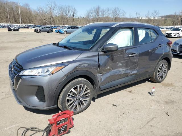  Salvage Nissan Kicks