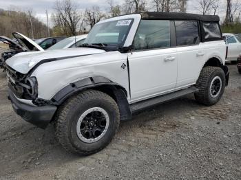  Salvage Ford Bronco