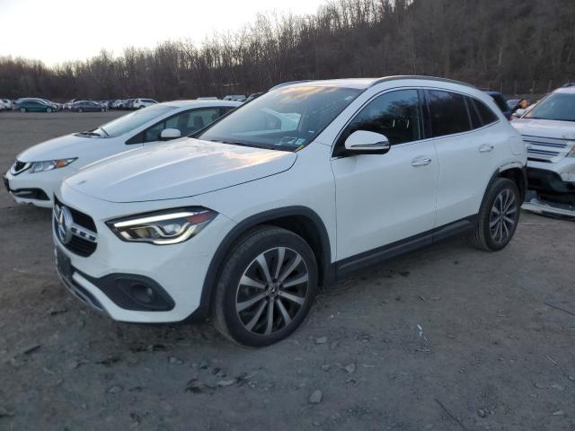  Salvage Mercedes-Benz GLA